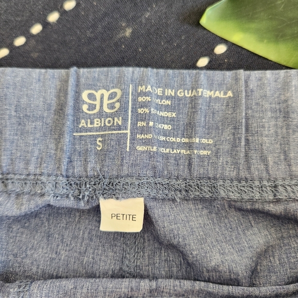 Albion Fit Jetsetters Zipper Ankle Joggers French Blue Size Small Petite - Picture 7 of 7